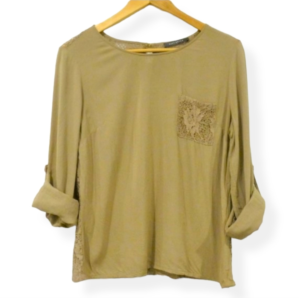 Suzy Shier Lace Back Blouse Size S